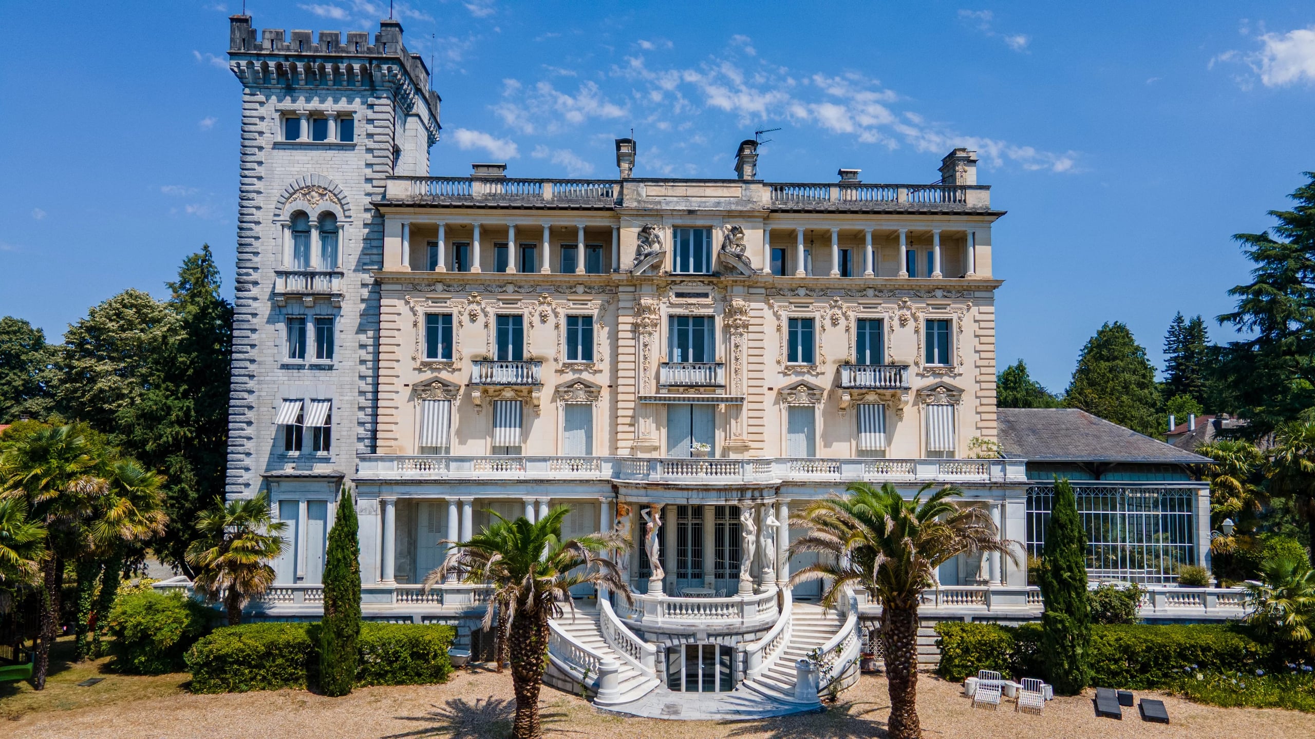 PAU - Palais Sorrento - Appartement de prestige avec vue Pyrénées